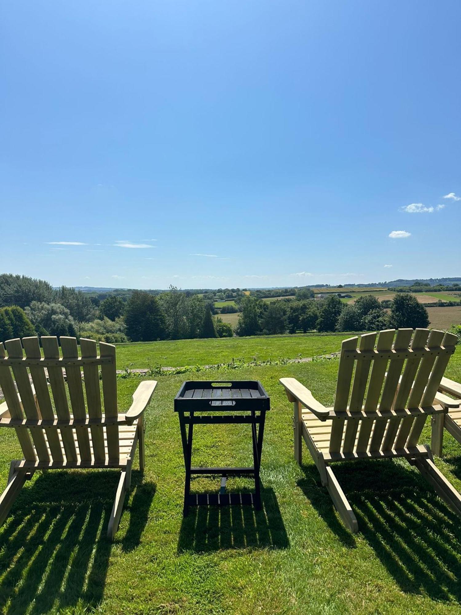منزل الضيف تْشيبينْغْ كامبدين  في Charingworth Manor المظهر الخارجي الصورة